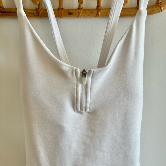 ALO Yoga Alosoft courtside tennis dress with half zip - Picture 5 of 8